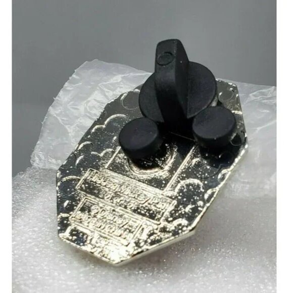 Authentic Official Pin Trading Hidden Mickey Pin 6 Of 6 Pluto 2019 Pin Button - Picture 8 of 9